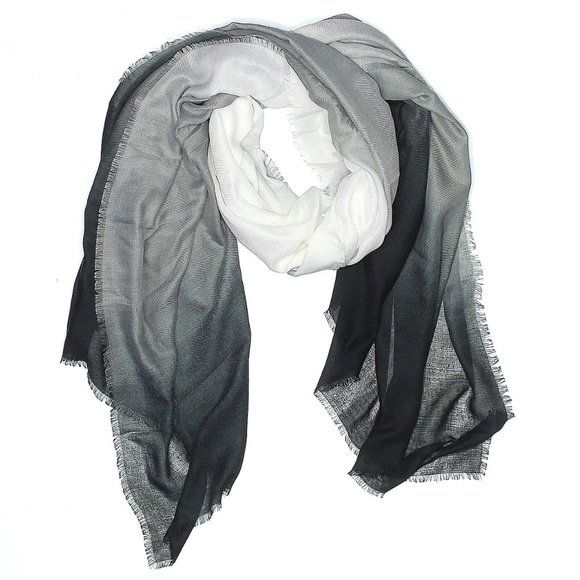Cushnie Accessories - CUSHNIE OMBRE’ SCARF 🧣